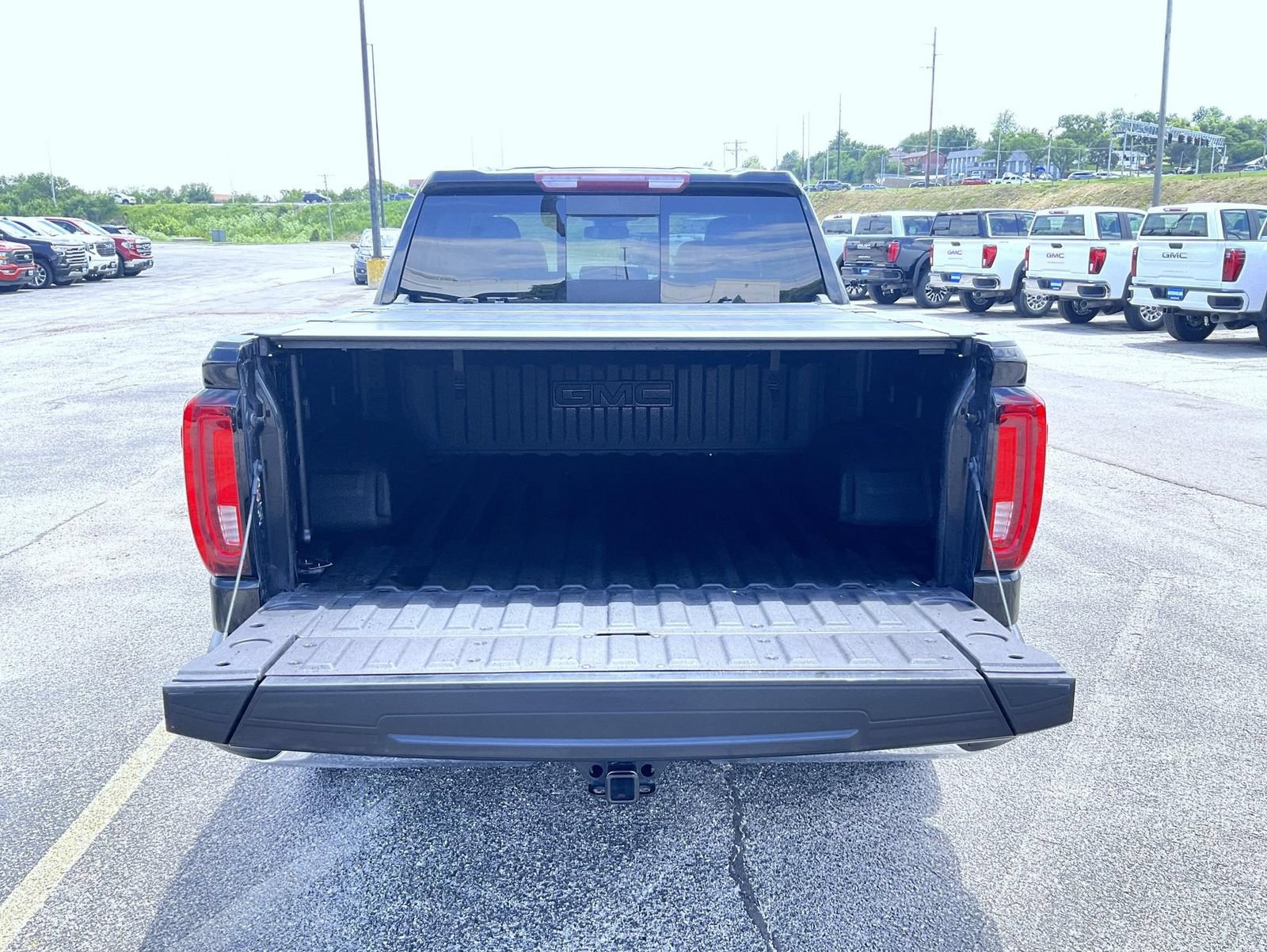 Certified 2023 GMC Sierra 1500 SLT w/ SLT Premium Package AWD/4WD image 21