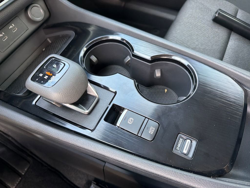 Certified 2026 Nissan Rogue SV FWD image 36