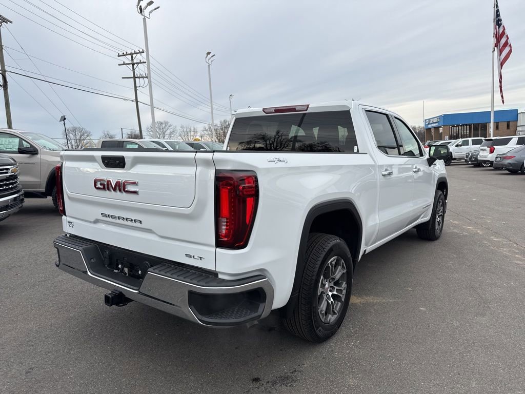 Used 2026 GMC Sierra 1500 SLT image 5