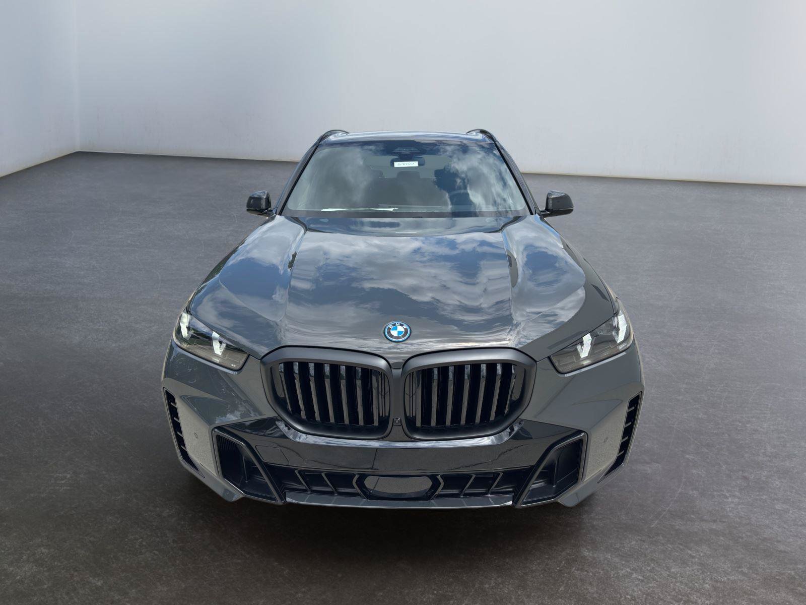 New 2026 BMW X5 xDrive50e w/ M Sport Package AWD/4WD image 10