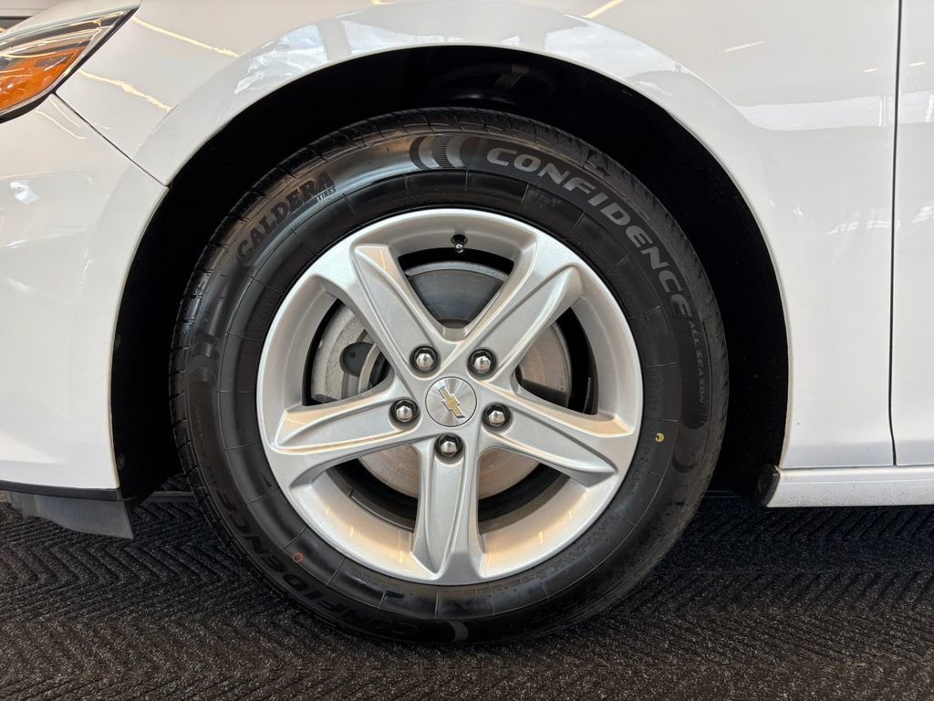 Used 2020 Chevrolet Malibu LS w/ Driver Confidence Package II FWD image 12