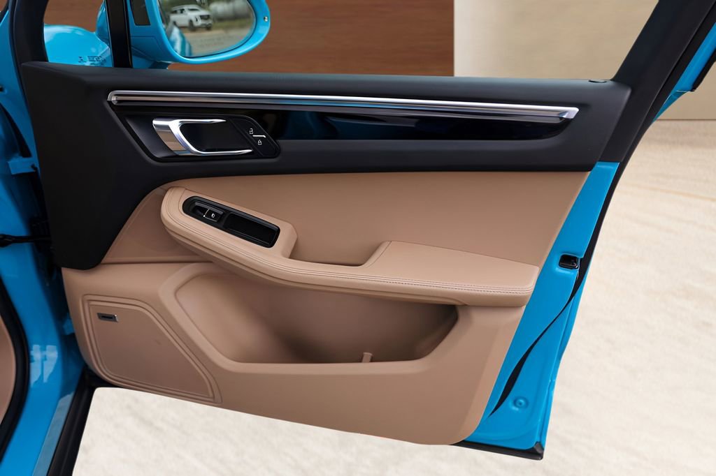 Used 2022 Porsche Macan image 29