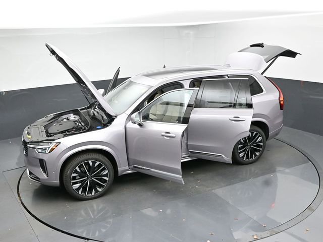 New 2026 Volvo XC90 B6 Plus w/ Protection Package Premier AWD/4WD image 53