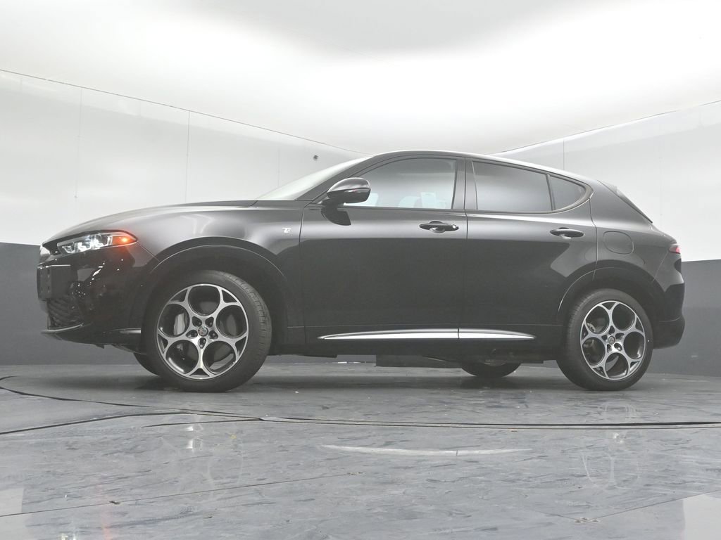 Used 2024 Alfa Romeo Tonale Ti w/ Premium Interior Package image 34