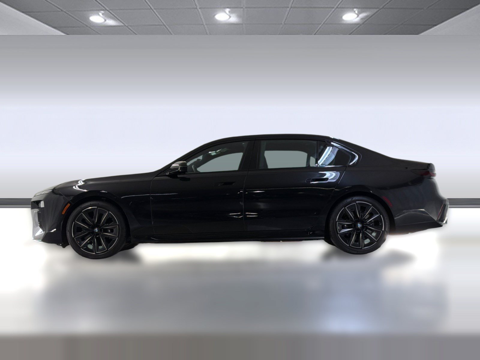 Certified 2023 BMW 740i w/ Parking Assistance Package RWD image 2