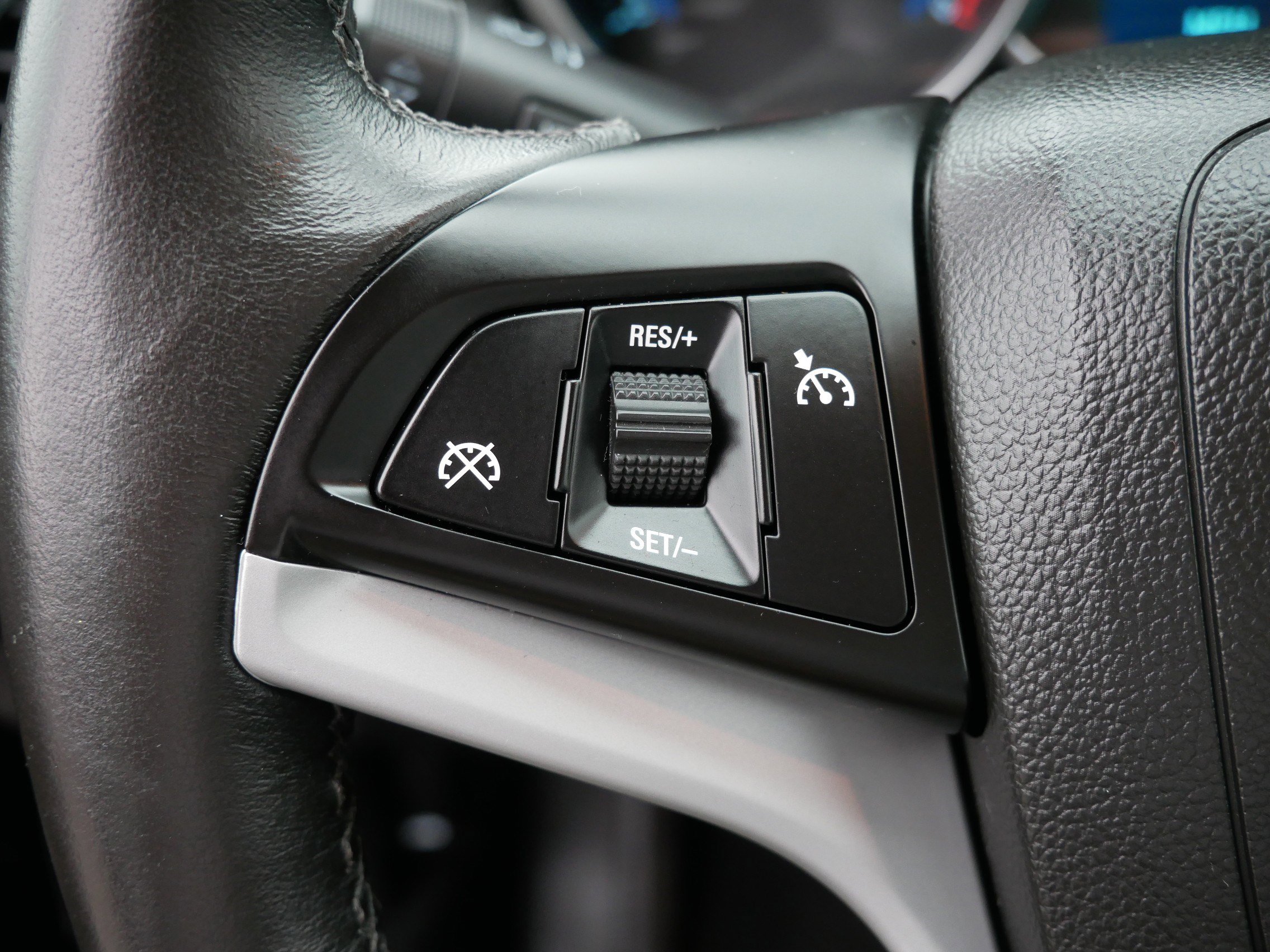 Used 2014 Chevrolet Cruze LT image 27