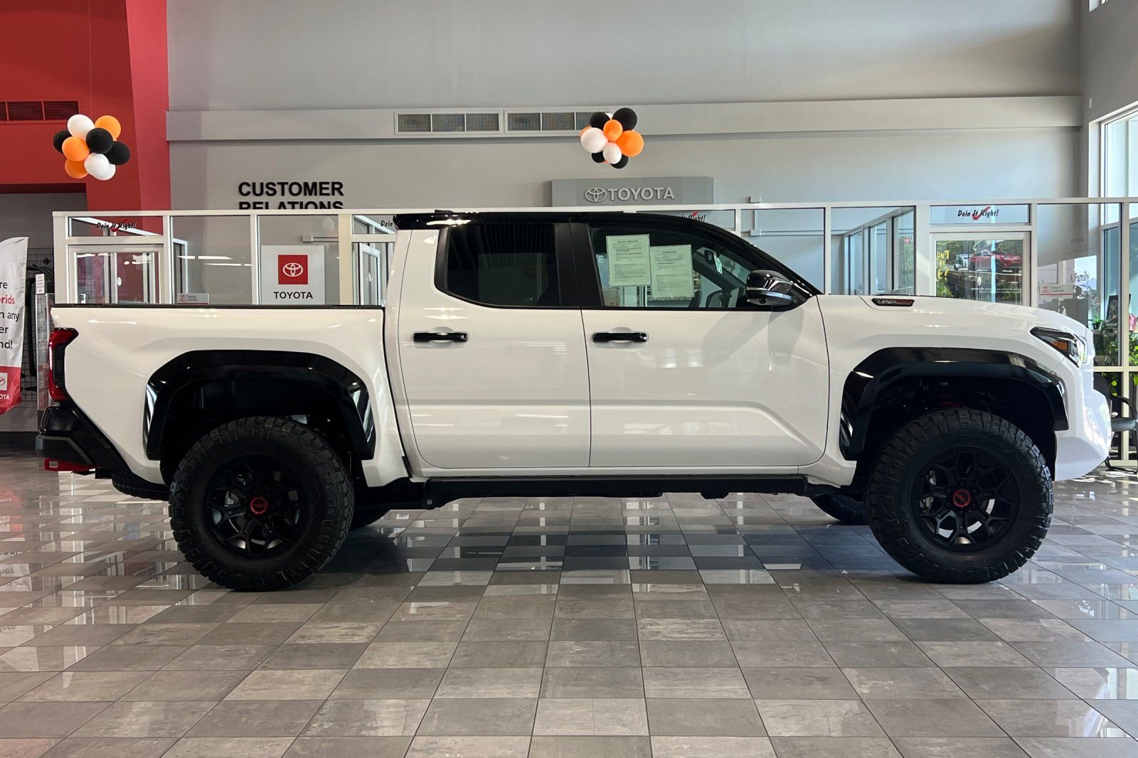 Used 2025 Toyota Tacoma TRD Pro image 3
