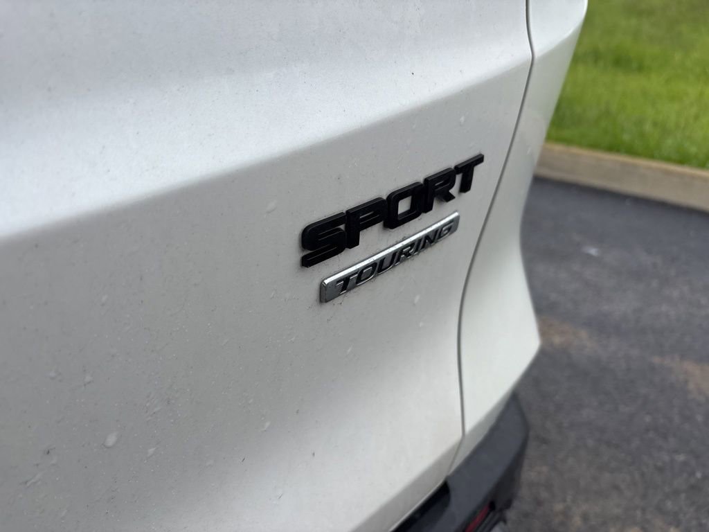 Used 2025 Honda CR-V Sport Touring image 4