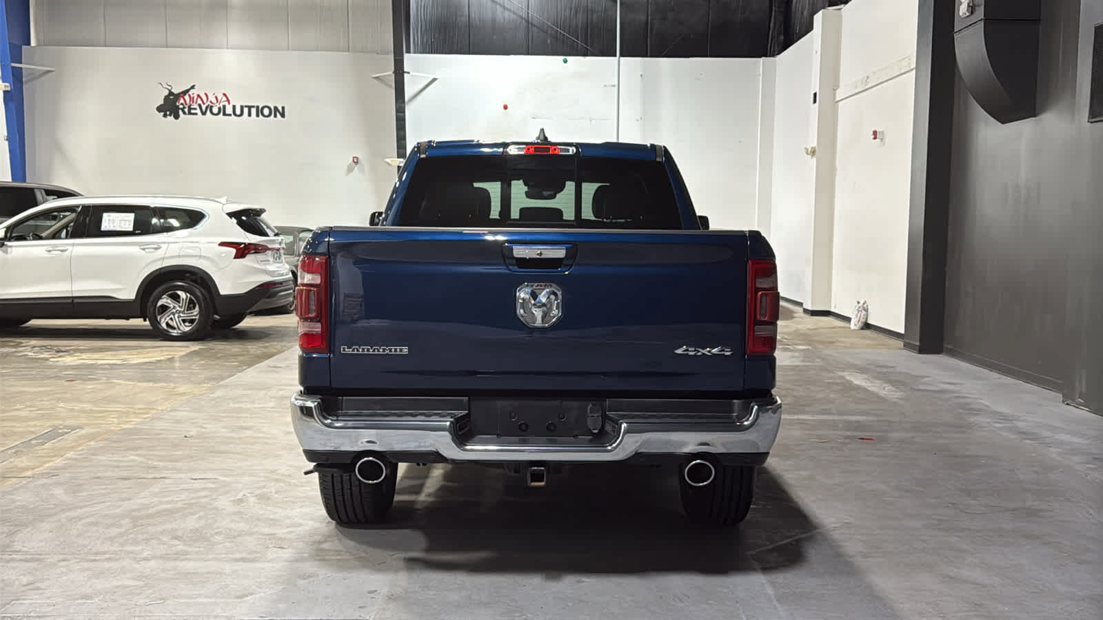 Used 2021 RAM 1500 Laramie AWD/4WD image 5