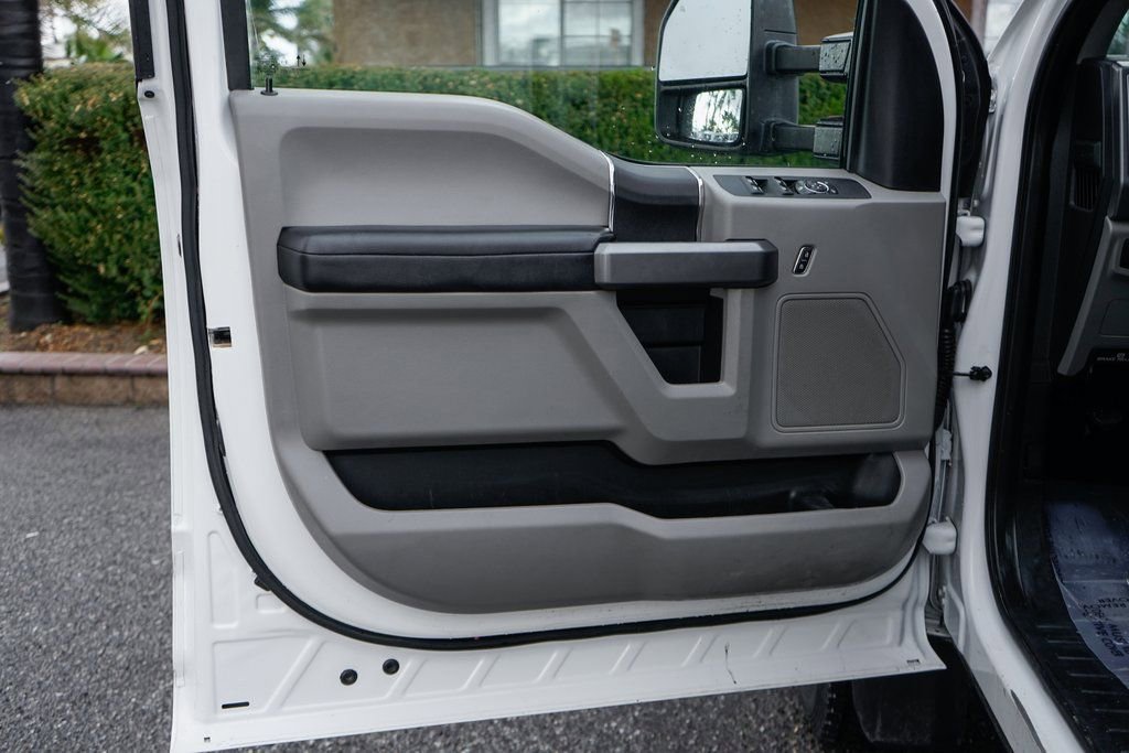 Used 2020 Ford F550 4x4 Crew Cab Super Duty image 14