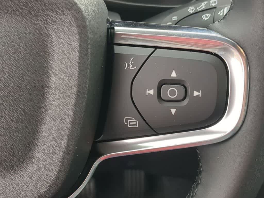 New 2026 Volvo XC40 B5 Ultra w/ Protection Package Premier AWD/4WD image 23