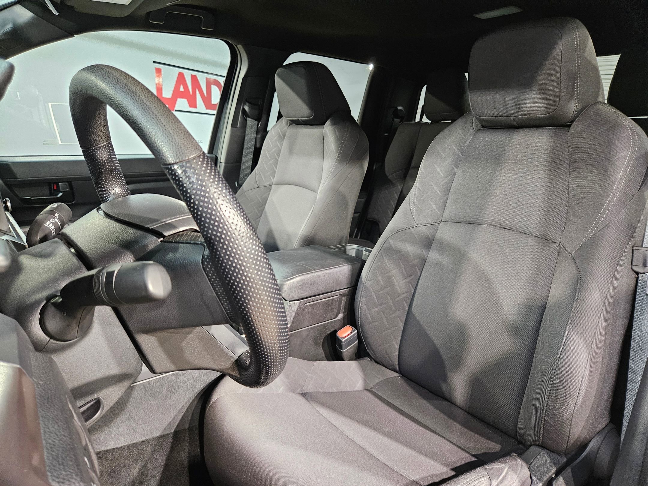 Certified 2025 Toyota Tacoma SR5 image 24