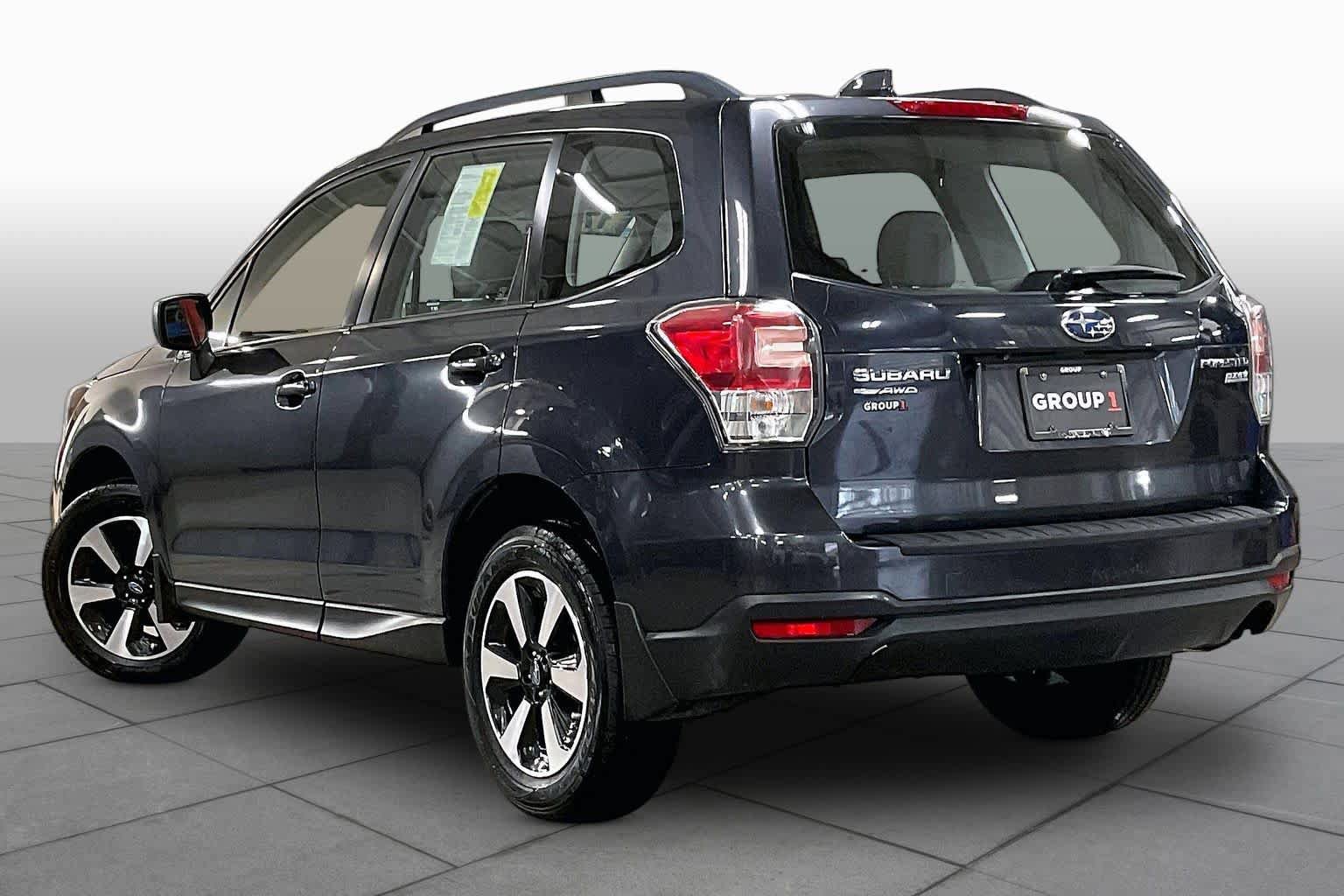 Used 2017 Subaru Forester 2.5i w/ Alloy Wheel Package AWD/4WD image 12