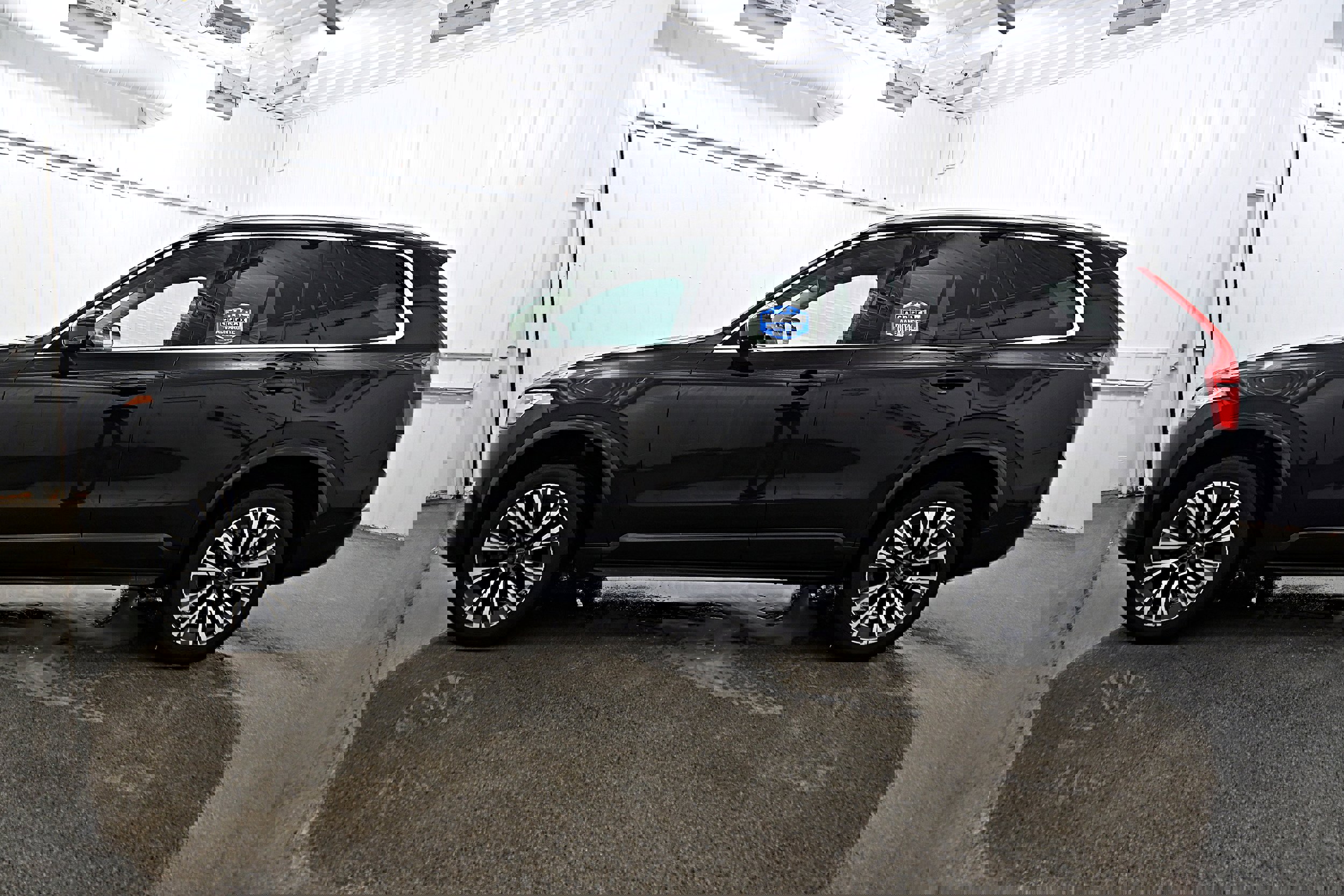 Used 2022 Volvo XC90 T6 Momentum w/ Climate Package image 14