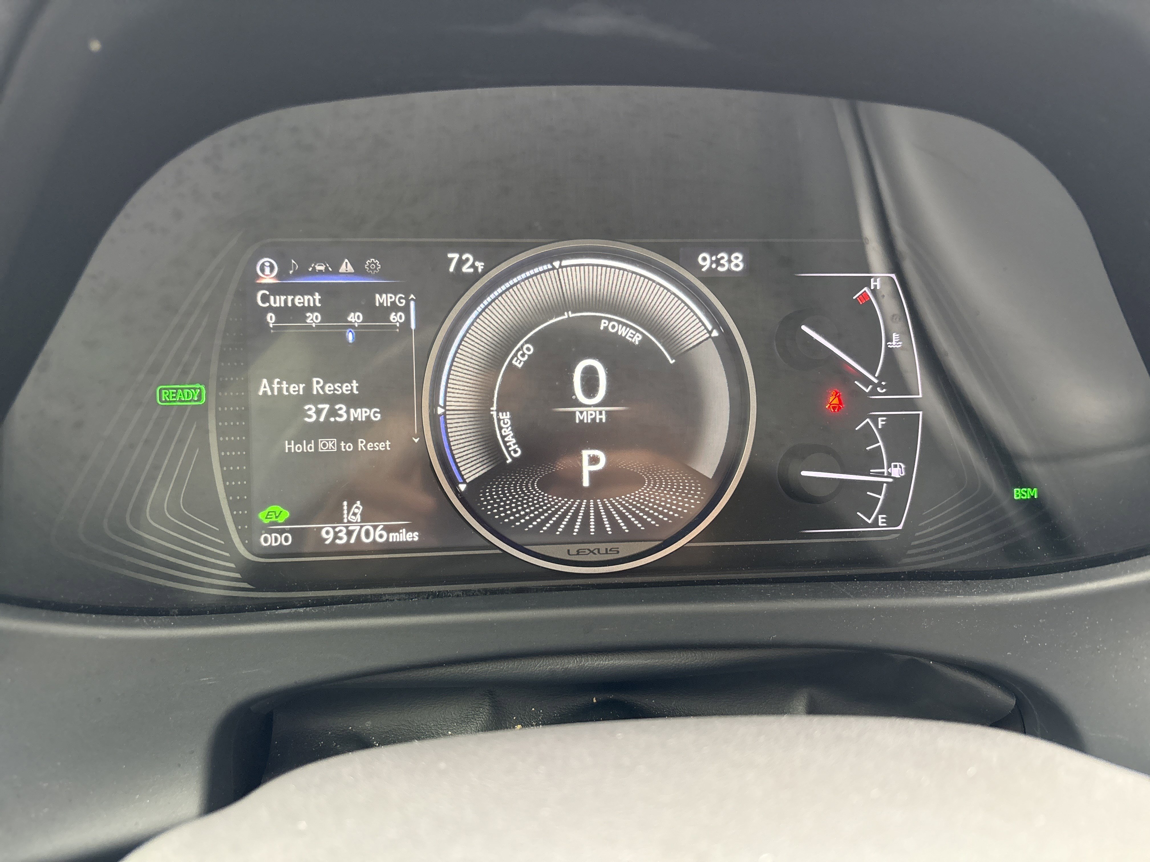 Used 2020 Lexus UX 250h w/ Premium Package image 21