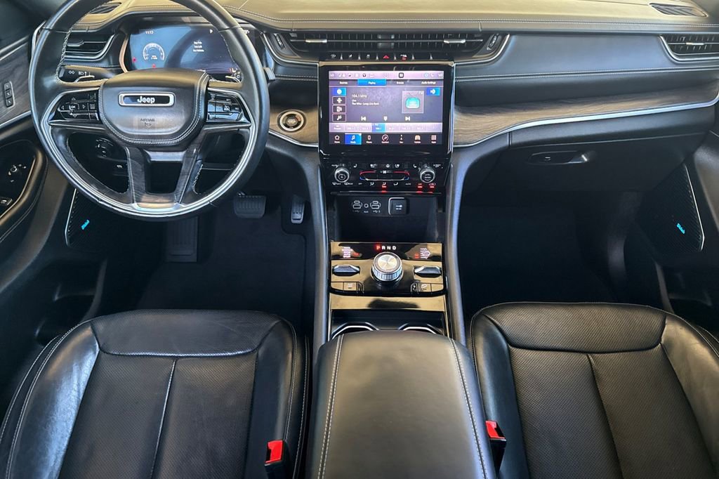 Used 2022 Jeep Grand Cherokee L Overland image 10