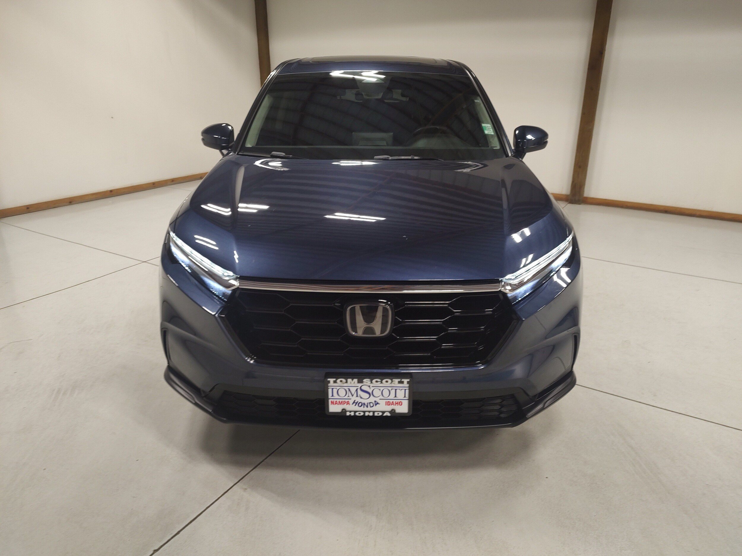 Used 2024 Honda CR-V EX image 3