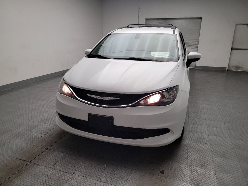 Used 2021 Chrysler Voyager Lxi FWD image 15