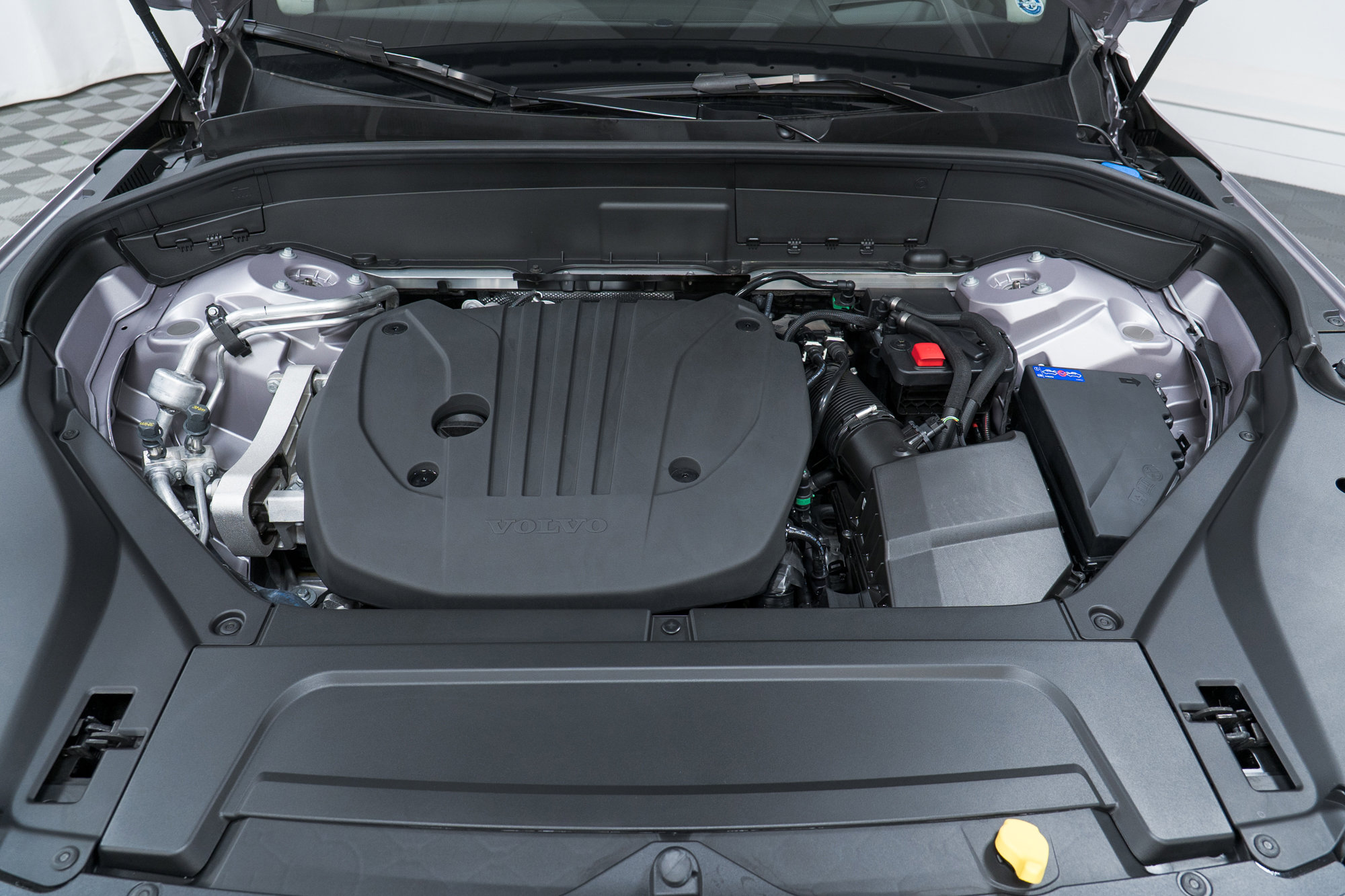 New 2026 Volvo XC90 B5 Ultra w/ Protection Package image 9