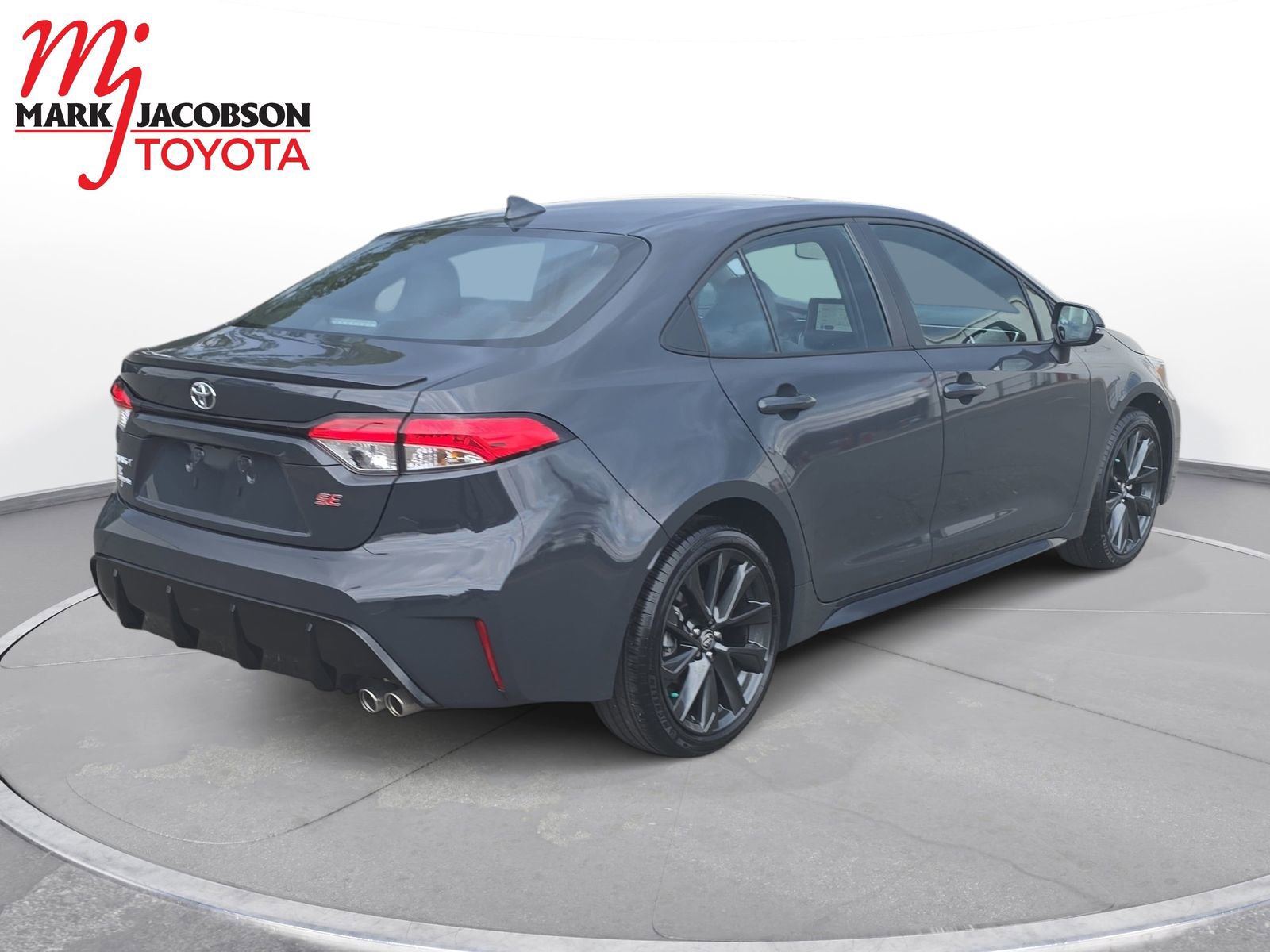 Used 2025 Toyota Corolla SE image 9