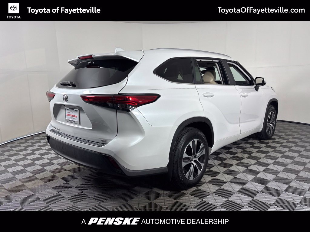 Used 2023 Toyota Highlander XLE FWD image 19