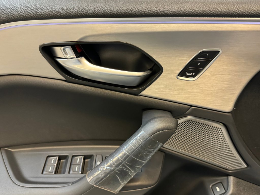 New 2025 Acura TLX w/ Technology Package image 31