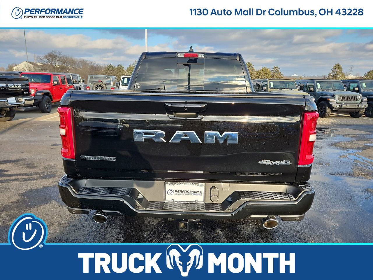 New 2026 RAM 1500 4x4 Crew Cab image 7