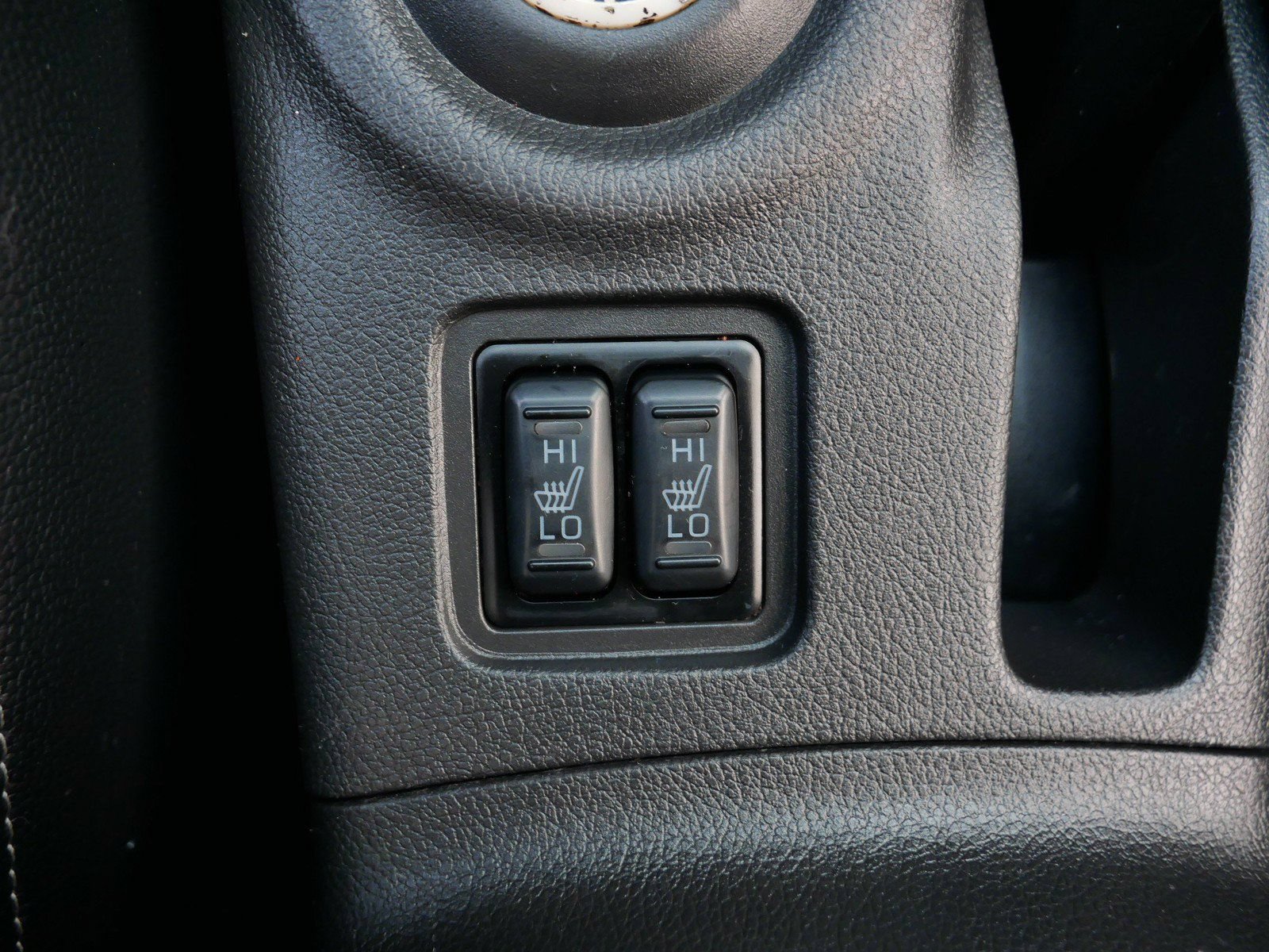 Used 2015 Mitsubishi Outlander SE AWD/4WD image 17