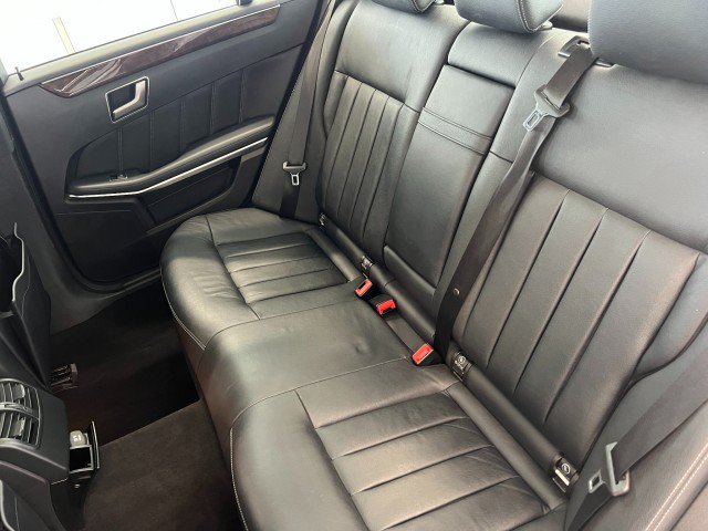 Used 2014 Mercedes-Benz E 350 4MATIC Sedan image 34