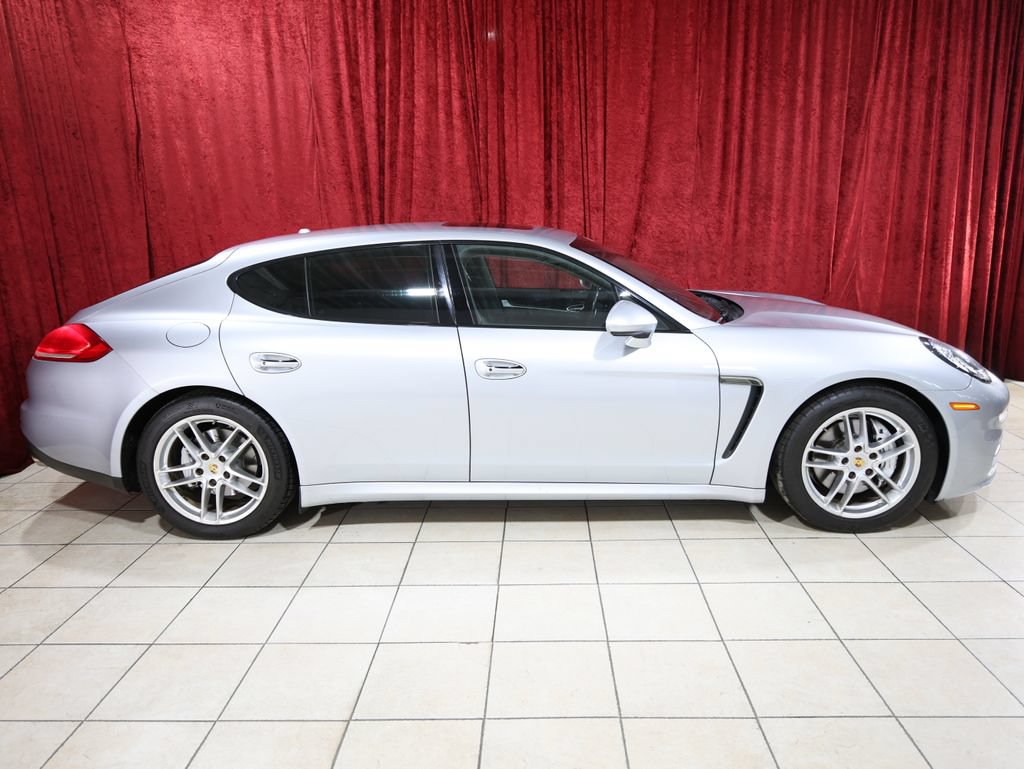 Used 2016 Porsche Panamera Edition RWD image 8
