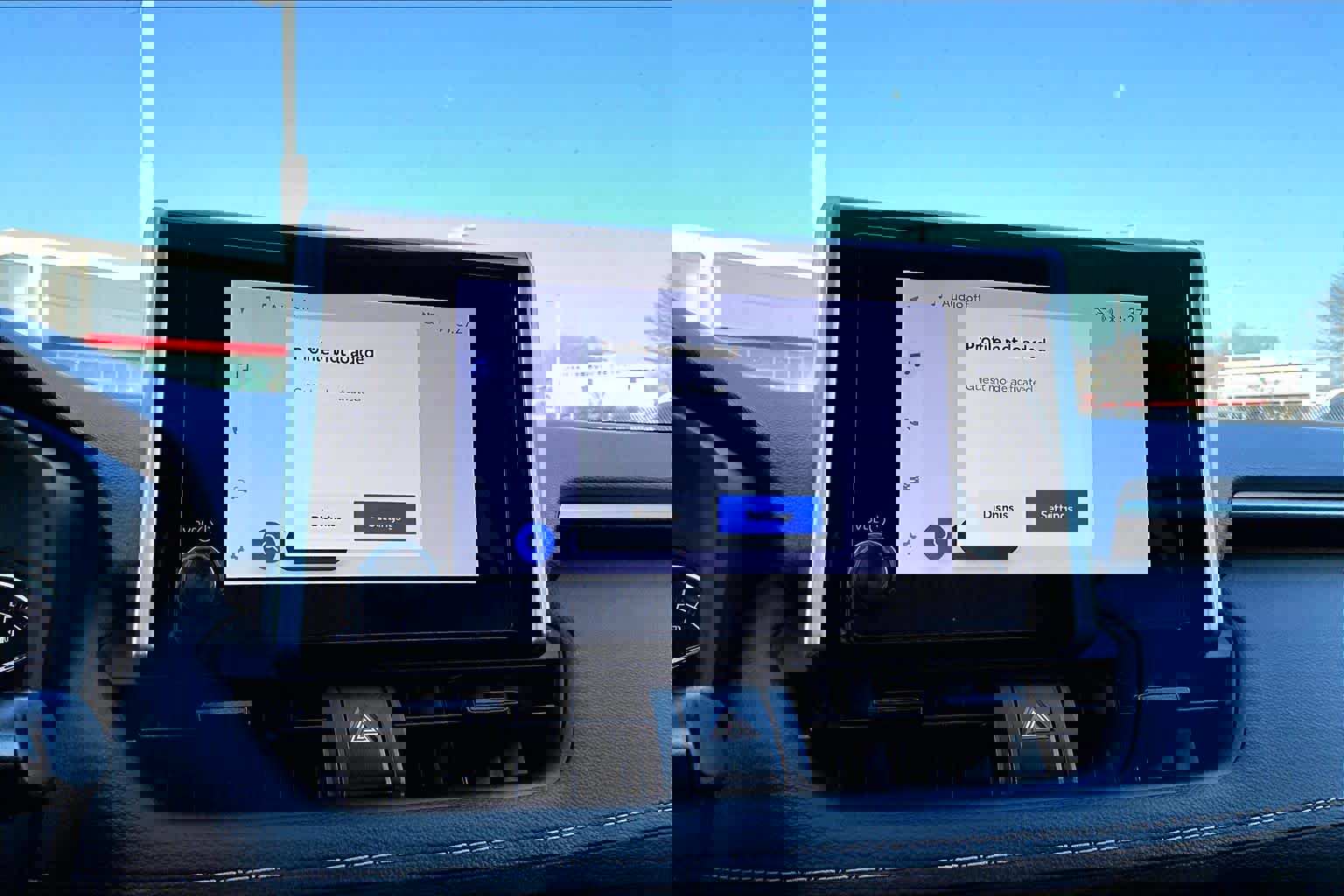 Used 2023 Toyota RAV4 XLE image 33