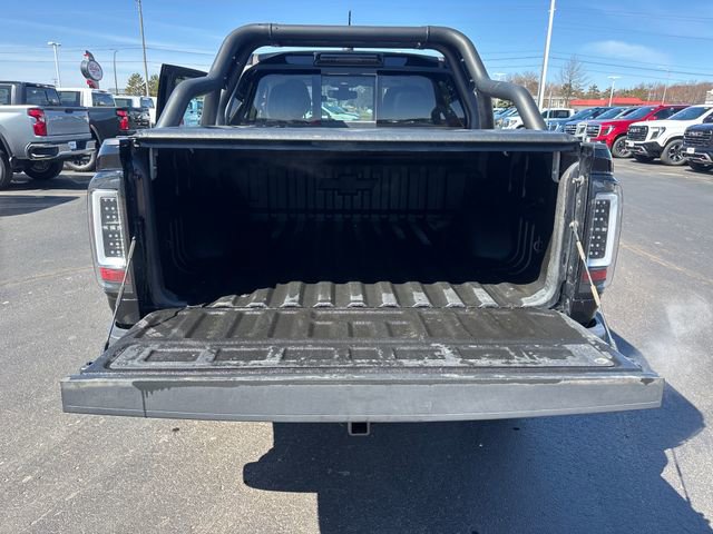 Used 2020 Chevrolet Colorado Z71 w/ Z71 Midnight Edition image 11