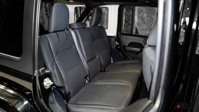 Used 2024 Jeep Wrangler Unlimited AWD/4WD image 14