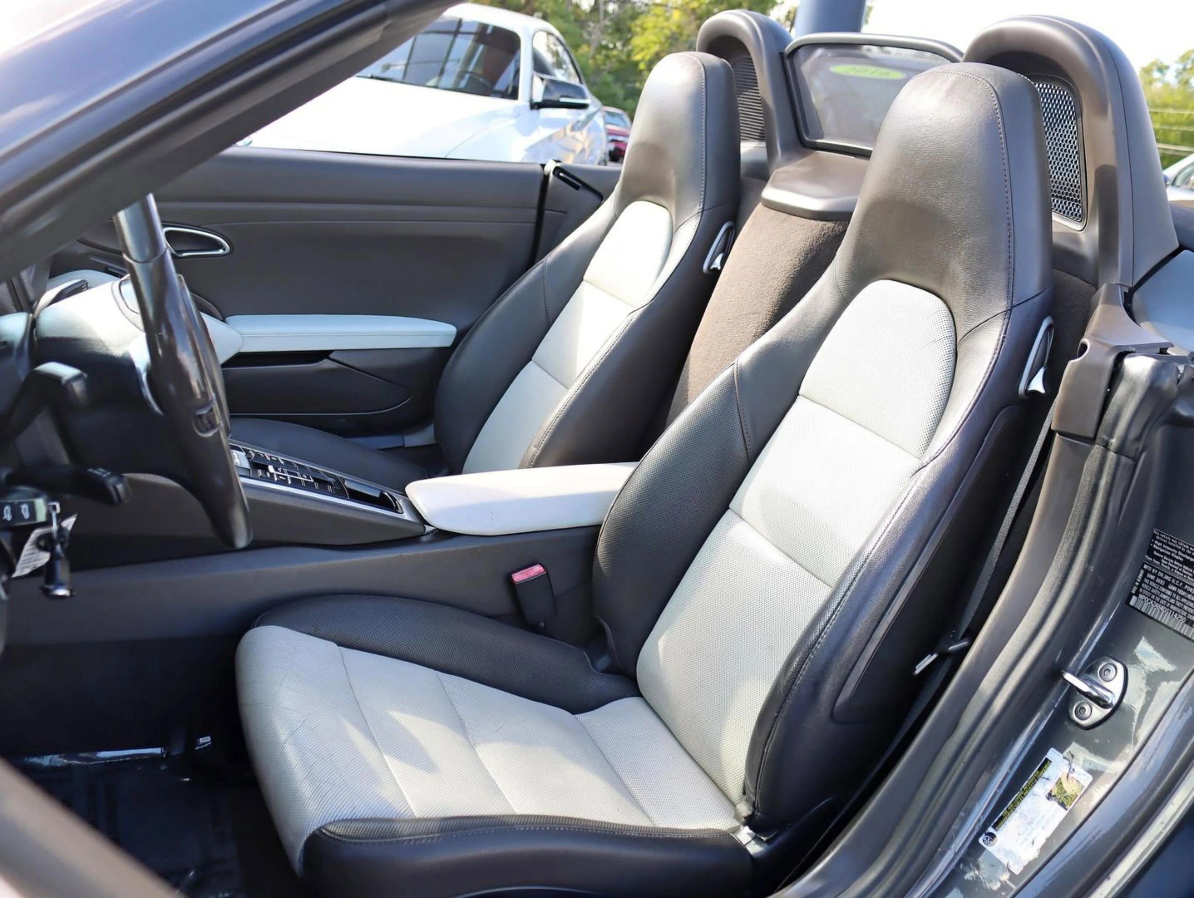 Used 2013 Porsche Boxster image 27