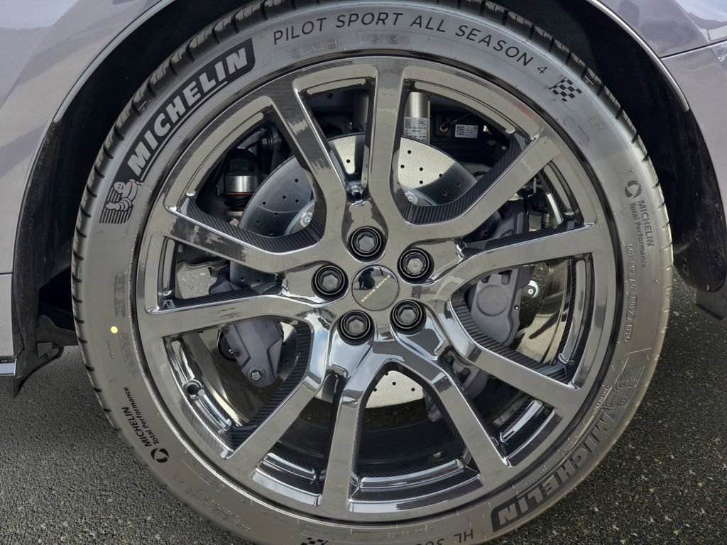 New 2026 Land Rover Range Rover Sport SV image 35