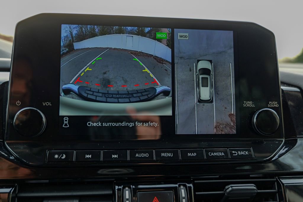 Used 2022 Nissan Pathfinder Platinum w/ Cargo Package image 57