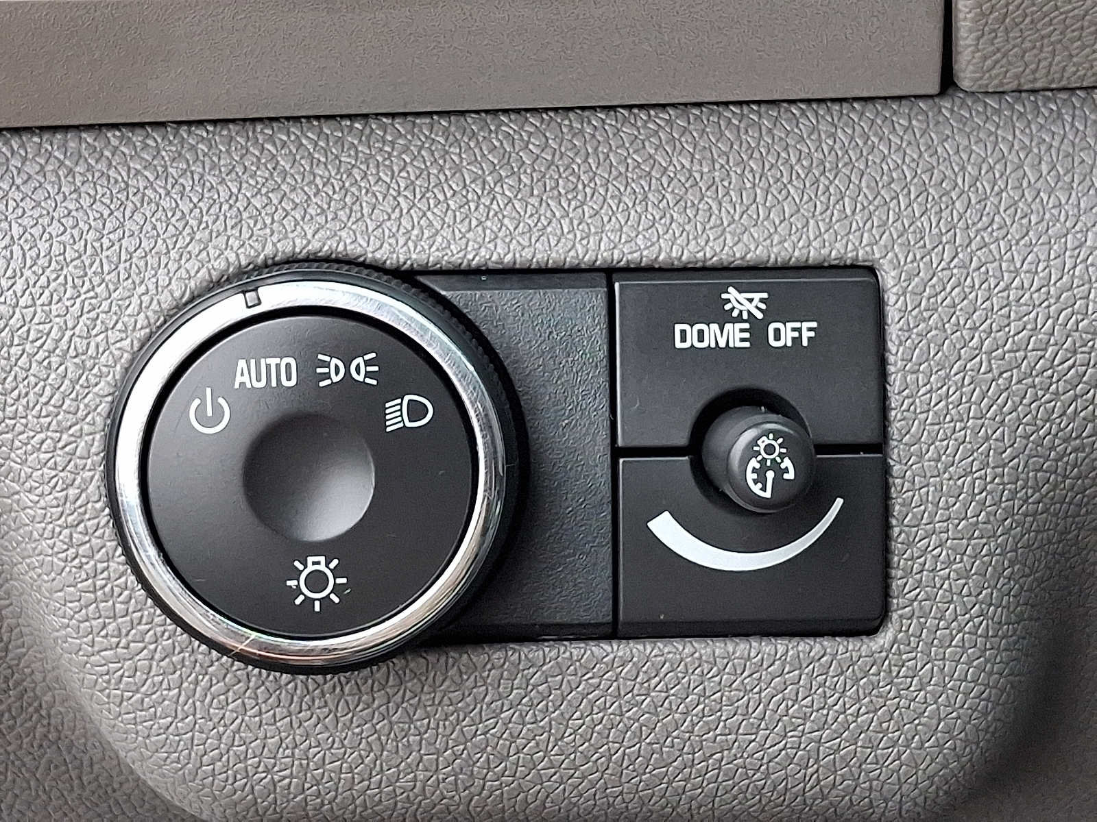 Used 2010 Chevrolet Traverse LT w/ Personal Connectivity Package FWD image 22