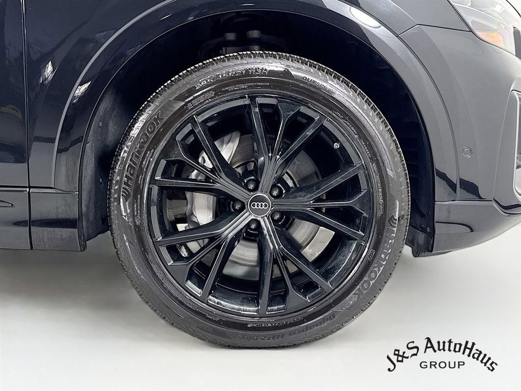 Used 2024 Audi Q8 Premium Plus w/ Premium Plus Package image 37