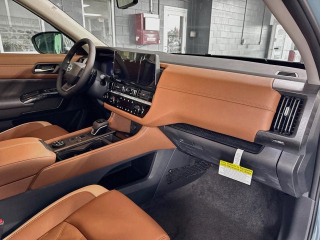 New 2026 Nissan Pathfinder Platinum AWD/4WD image 26