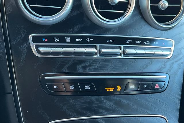 Used 2022 Mercedes-Benz GLC 300 image 23