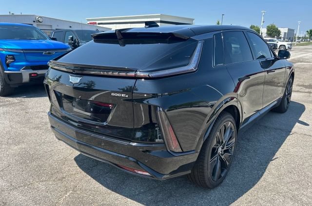 Certified 2024 Cadillac Lyriq Sport w/ LPO, Floor Liner Package AWD/4WD image 4