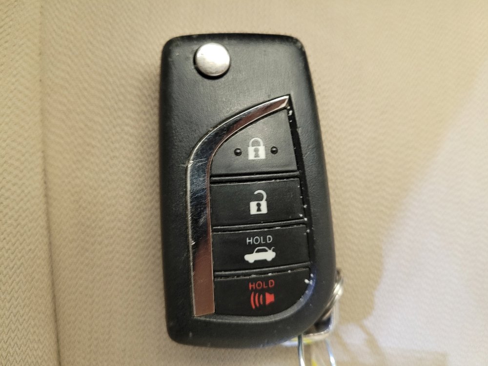 Used 2023 Toyota Camry LE image 32