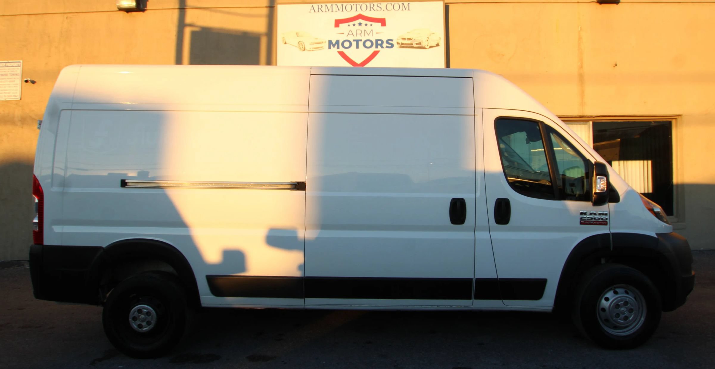 Used 2022 RAM ProMaster 2500 FWD image 4
