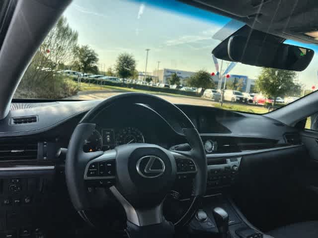Used 2017 Lexus ES 350 w/ Premium Package FWD image 15