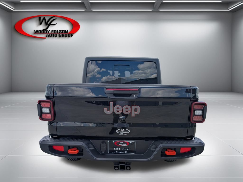 Used 2024 Jeep Gladiator Mojave AWD/4WD image 5