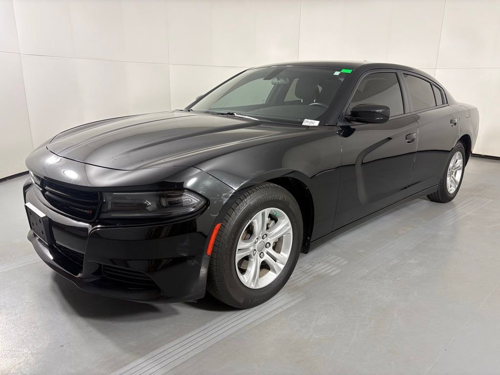 Used 2023 Dodge Charger SXT RWD image 4