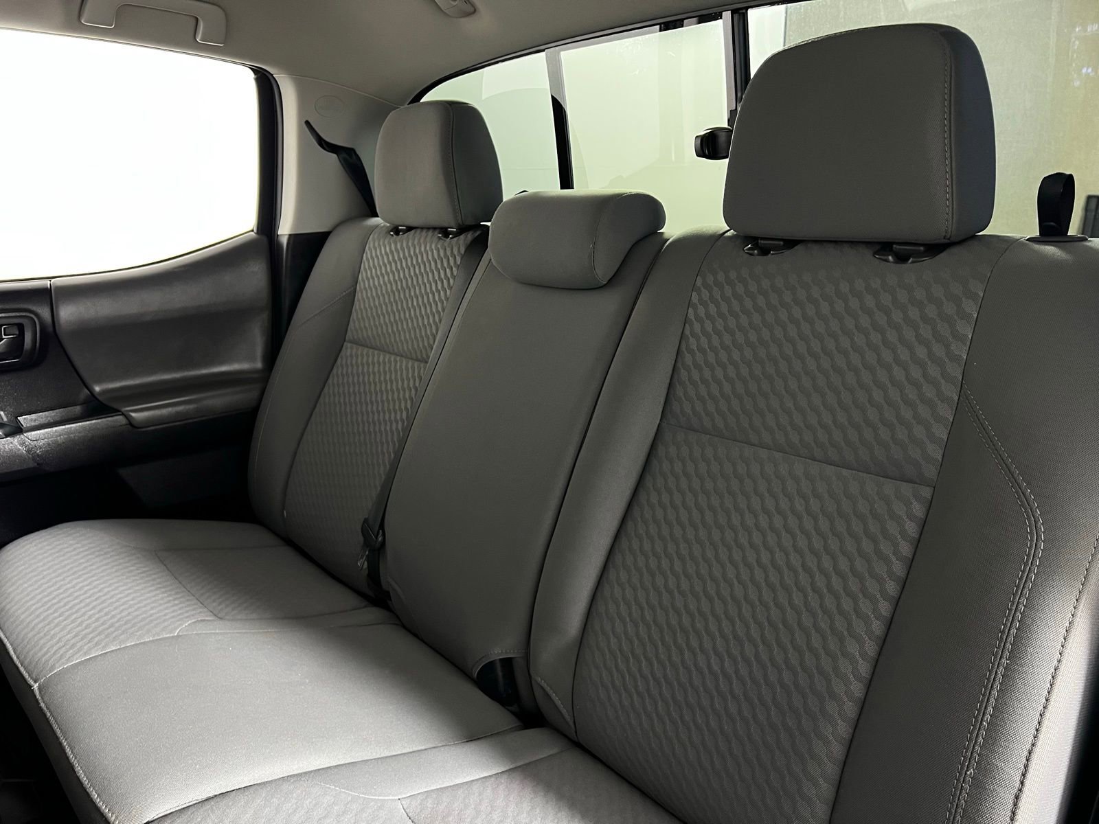 Used 2020 Toyota Tacoma SR image 20