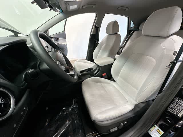 Used 2023 Hyundai Kona SEL w/ Cargo Package AWD/4WD image 16