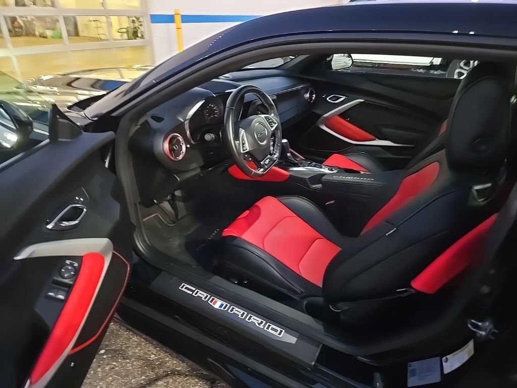 Certified 2021 Chevrolet Camaro LT image 25