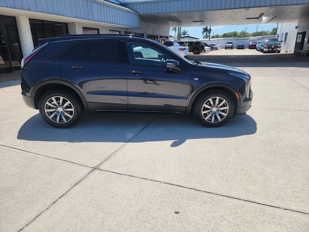 Used 2023 Cadillac XT4 Sport image 6